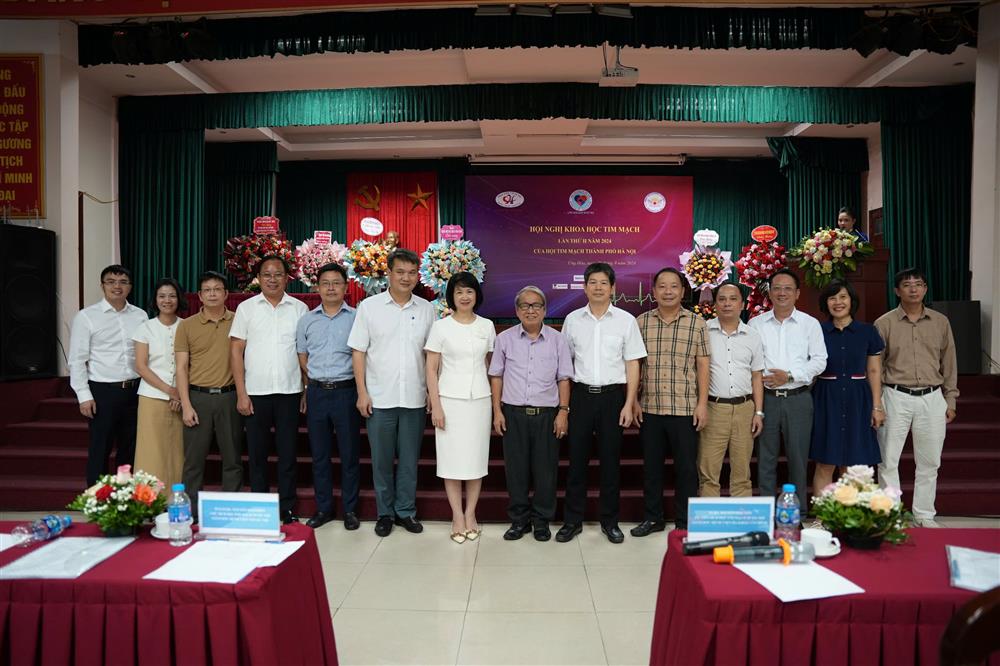 Khai mạc hội nghị tim mạch lần thứ II tại Bệnh viện Vân Đình