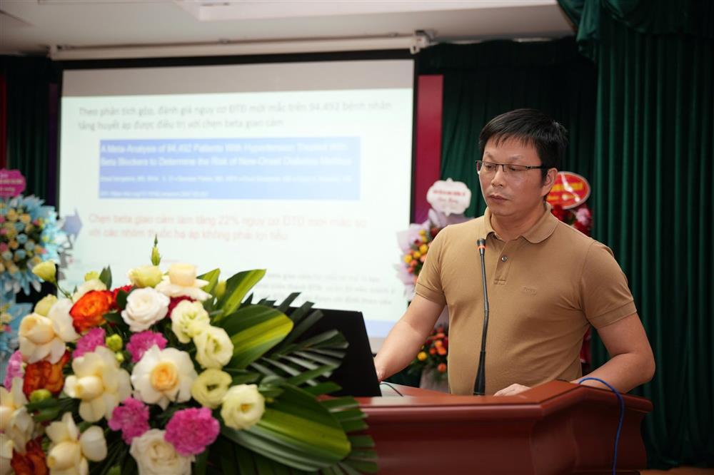 Khai mạc hội nghị tim mạch lần thứ II tại Bệnh viện Vân Đình